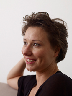 kathrin_spielvogel_schwarz_klein